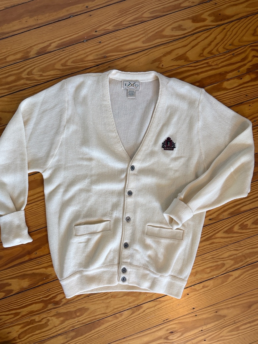 IZOD Vintage Crest Logo Knit Cardigan Men's Medium